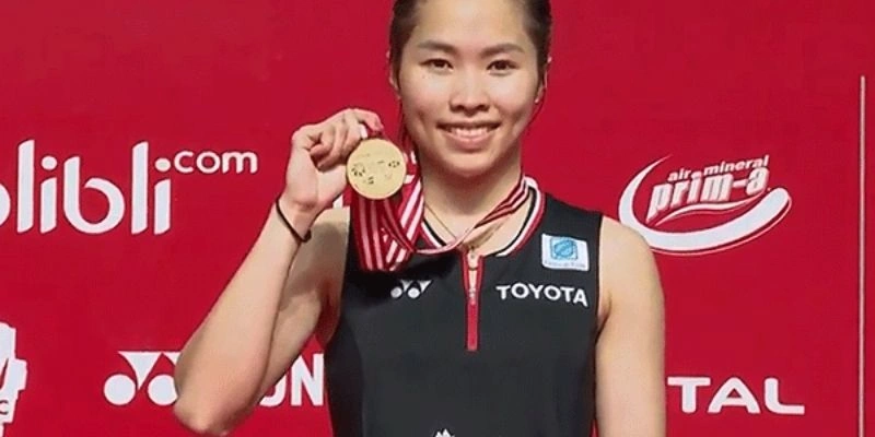 Ratchanok Intanon